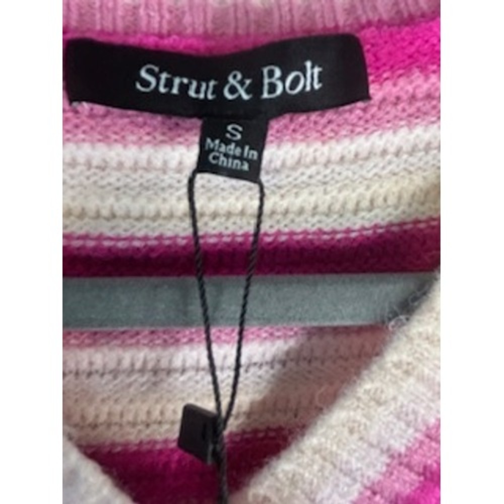 Strut & Bolt Pink‎ Multi Chevron Knit Cardigan Sweater Covered Buttons Small NWT - Picture 4 of 9